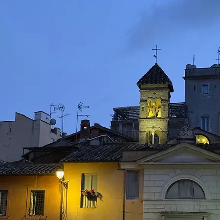 House Of The Sun In Trastevere 公寓